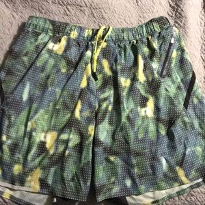 Lululemon swim trucks XL